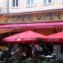 Café Vian - Liszt Ferenc tér, Budapest - Külső kép
