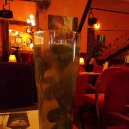 Café Vian - Liszt Ferenc tér, Budapest - Belső