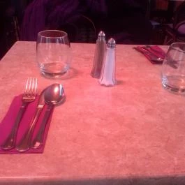 Cafe Vian - Gozsdu, Budapest - Belső