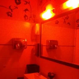 Cafe Vian - Gozsdu, Budapest - Mosdó