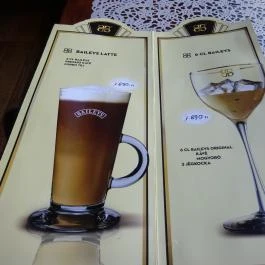 Cafe Zenit, Budapest - Étlap/itallap