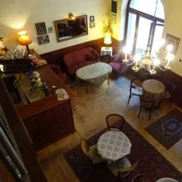 Café Zsivágó, Budapest - Belső