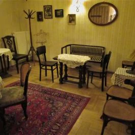 Café Zsivágó, Budapest - Belső