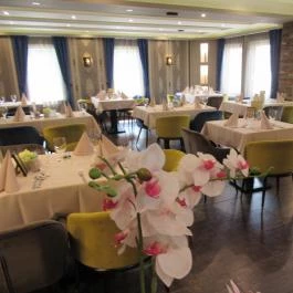 Caffe Mediterrán Grill House, Biatorbágy - Belső