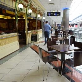 Caffe Piccolo Mondo Étterem - Duna Plaza Budapest - Külső kép