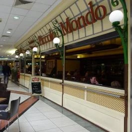 Caffe Piccolo Mondo Étterem - Duna Plaza Budapest - Külső kép
