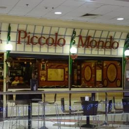 Caffe Piccolo Mondo Étterem - Duna Plaza Budapest - Külső kép