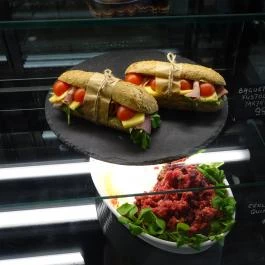 Caffe Shakerato Budapest - Étel/ital