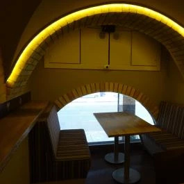 Cakumpakk Street Bistro Budapest - Belső