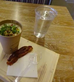 Cakumpakk Street Bistro