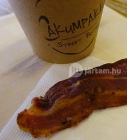 Cakumpakk Street Bistro