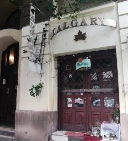 Calgary Antik Drinkbár