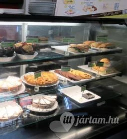 California Coffee Company - Corvin Plaza