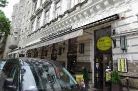 California Coffee Company - Liszt Ferenc tér Budapest