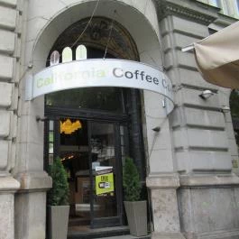 California Coffee Company - Teréz körút Budapest - Külső kép