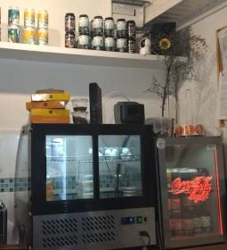 California Poké Bar Somogyi