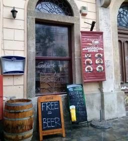 Pesti KULACS Magyar Étterem