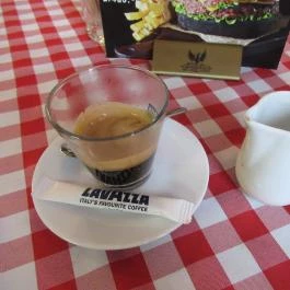 Pesti KULACS Magyar Étterem Budapest - Étel/ital