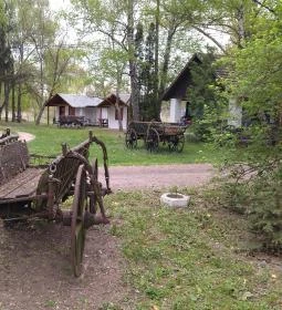 Camping & Bungalows Makó