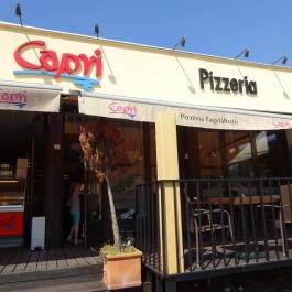 Capri Pizzéria & Fagylaltozó - Újpest Budapest - Külső kép