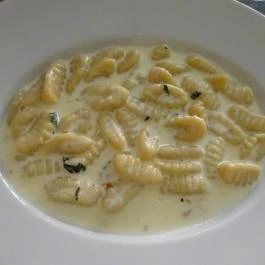 Capri Pizzéria & Fagylaltozó - Újpest Budapest - Étel/ital