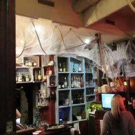 Captain Cook Pub & Cafe, Budapest - Belső