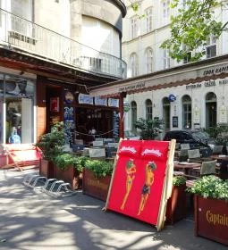 Captain Cook Pub & Cafe