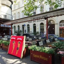 Captain Cook Pub & Cafe, Budapest - Külső kép