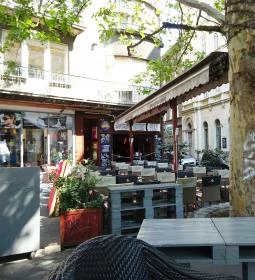 Captain Cook Pub & Cafe