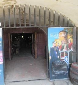 Castrum Boldua középkori étterem