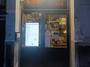 Cat Wood Café Budapest