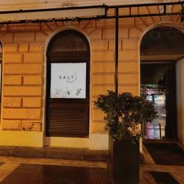 SALT Bakery & CAUSE - Zrínyi utca Budapest - Külső kép
