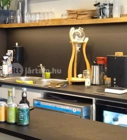 Cause Café & Roastery