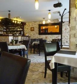 Cayman Étterem & Pizzéria