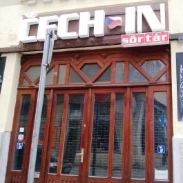 Cech In, Budapest - Külső kép
