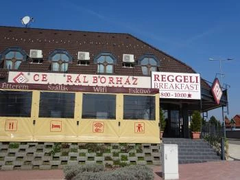 Centrál Borház Étterem Érd