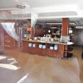 Centrál Borház Étterem, Érd - Belső