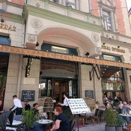 Centrál Kávéház, Budapest - Külső kép