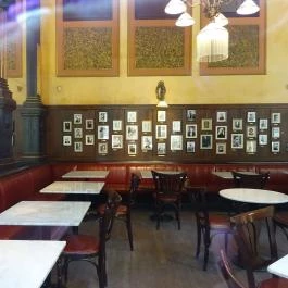 Centrál Kávéház, Budapest - Belső