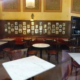 Centrál Kávéház, Budapest - Belső