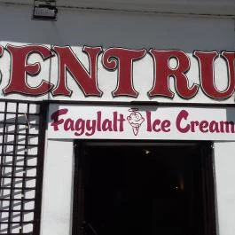 Centrum Fagylalt & Ice Cream Szentendre - Külső kép