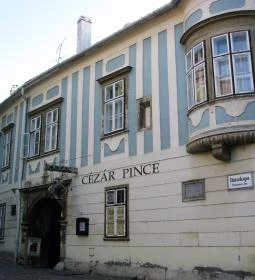 Cézár Pince