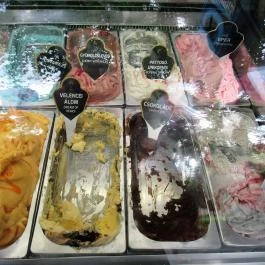 Champs Sziget Beergarden Budapest - Étel/ital