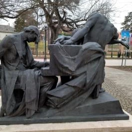 Chopin-szobor, Gödöllő - Egyéb