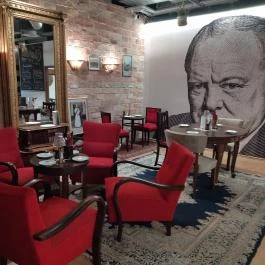 Churchill Bar Gourmet Budapest - Belső