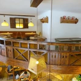 Cibere Étkezde & Erdélyi Finomságok Boltja, Budapest - Belső