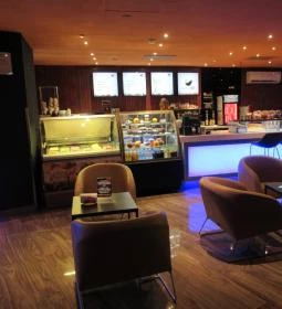 Cinema Café - Campona