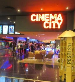 Cinema Café - Campona