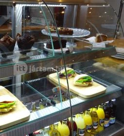 Cinema Cafe - MOM Park