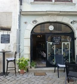 Cinnamon Café
